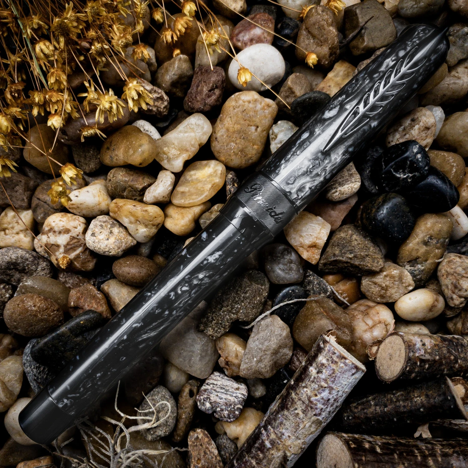 Deals โ Pineider La Grande Bellezza Rocco Fountain Pen, Grey ๐ - Image 2