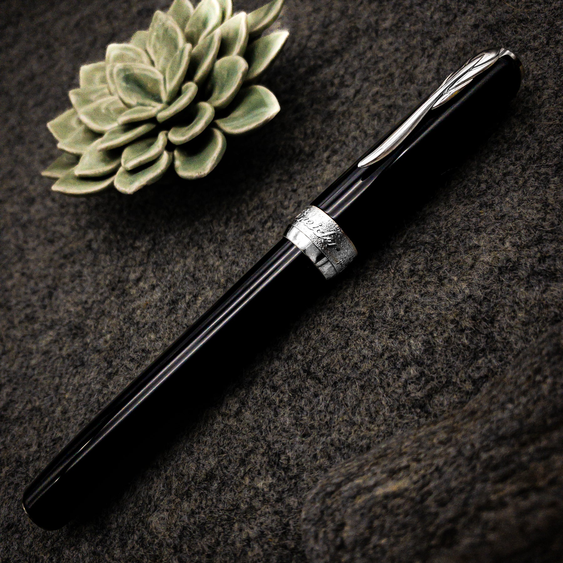 Pineider La Grande Bellezza Gemstone Rollerball Pen, Stone Black Outlet ???? Pineider La Grande Bellezza Gemstone Rollerball Pen, Stone Black ???? -Monteverde Shop