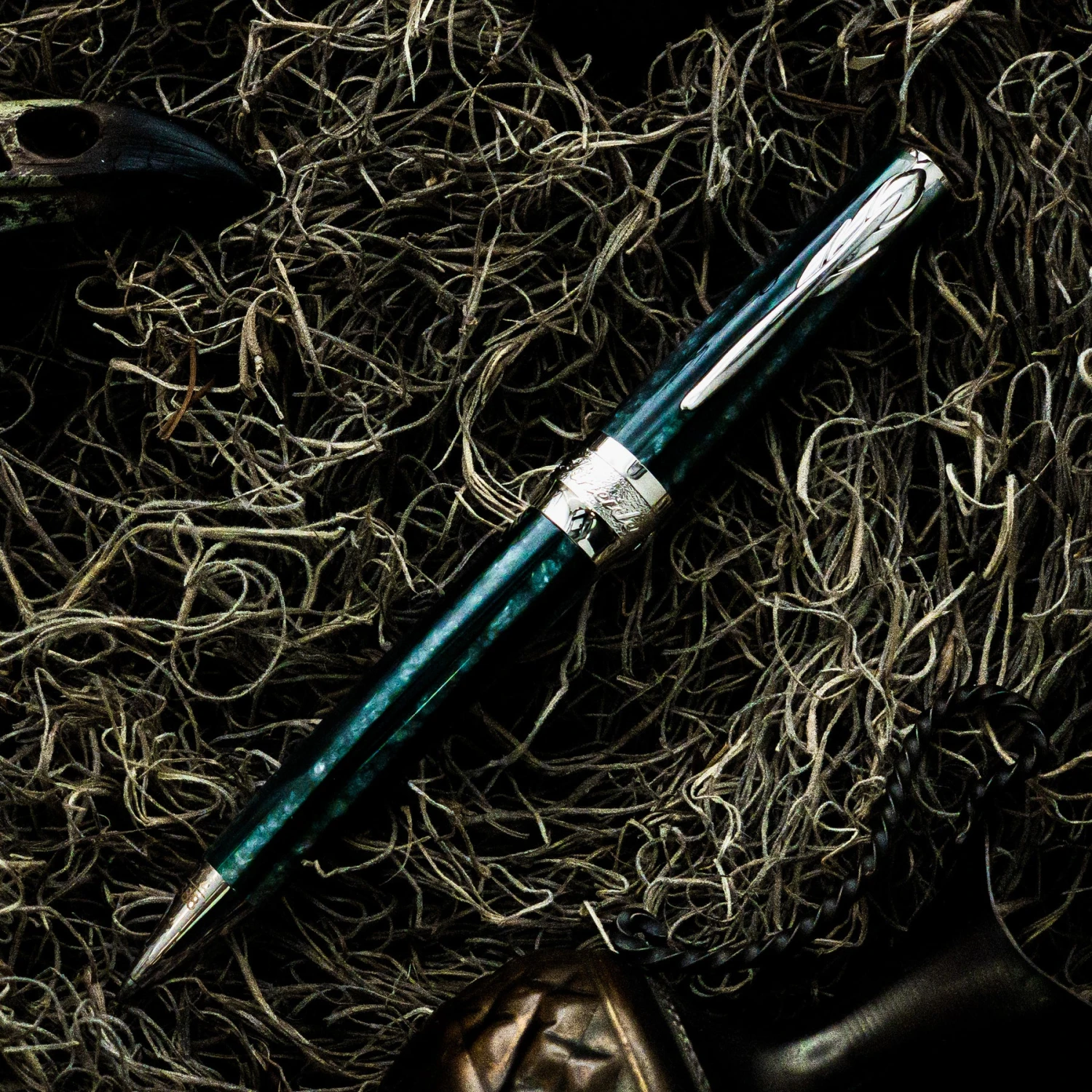 Deals ๐ Pineider Arco Desert Beetle Ballpoint Pen, Green & Black โ