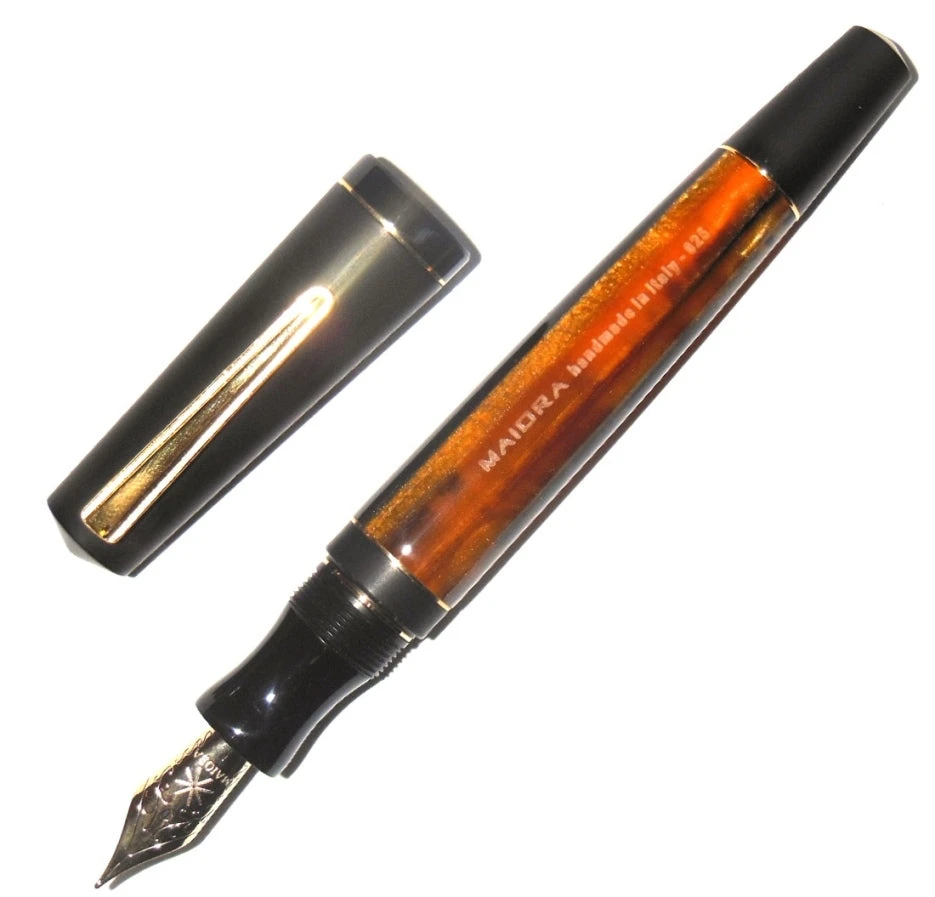 Outlet π₯° Maiora Impronte, Black & Orange, Oversized Fountain Pen, Stub Nib π―