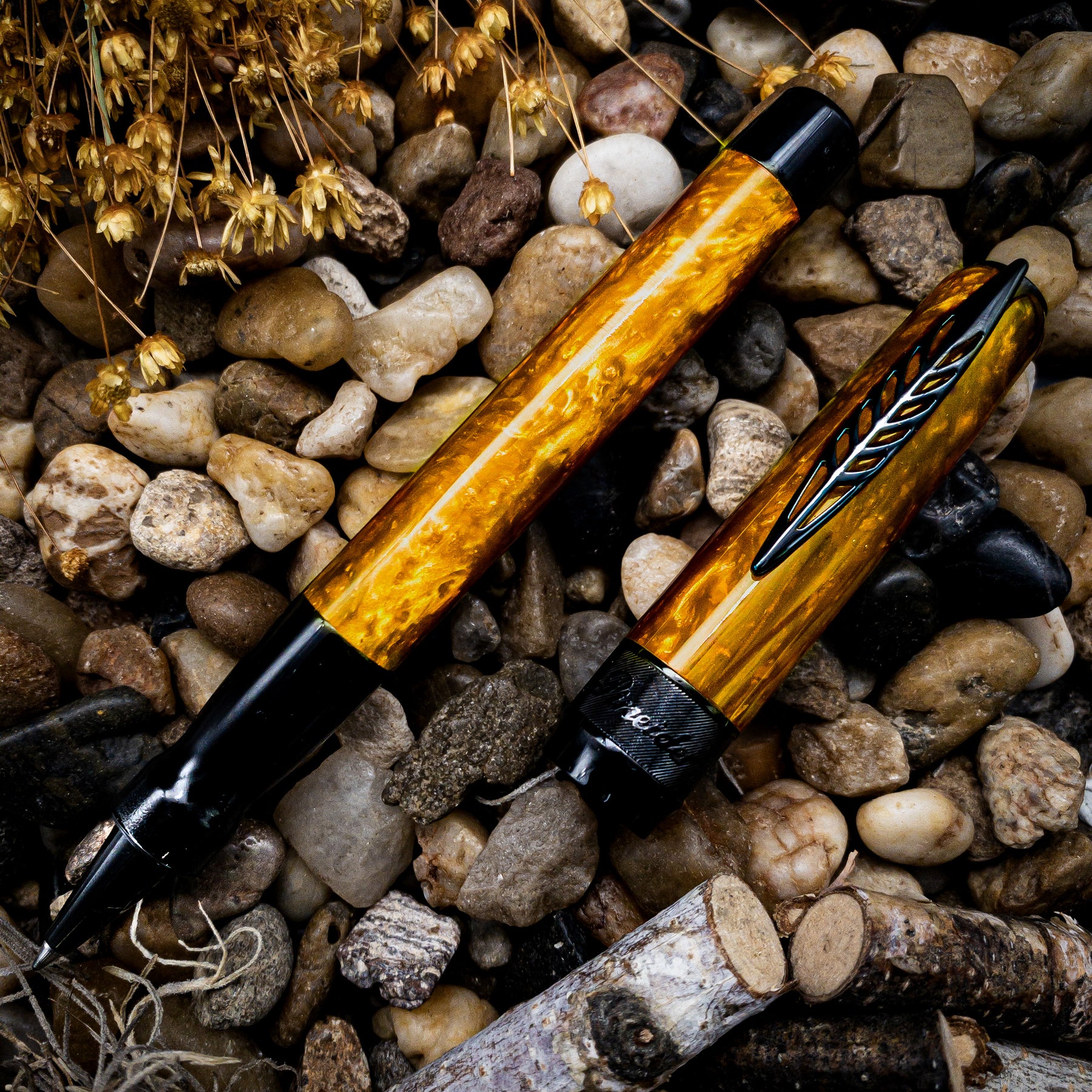 Pineider La Grande Bellezza Rocco Rollerball Pen, Yellow Flash Sale ✔️ Pineider La Grande Bellezza Rocco Rollerball Pen, Yellow ???? -Monteverde Shop c24b2176 d814 512d 9577